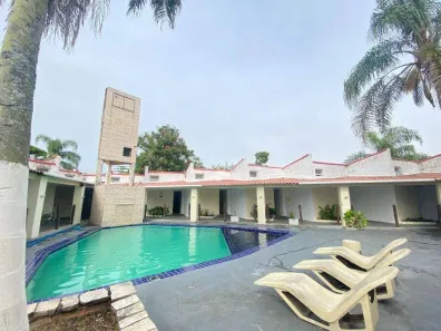 Hotel / Motel / Pousada com 32 Quartos à venda, 1209m² no Jardim Virgínia, Guarujá