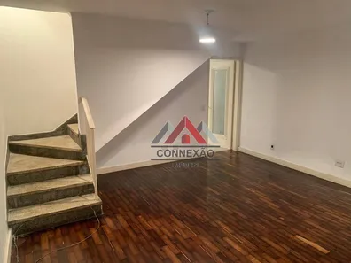 Sobrado com 3 Quartos para venda ou aluguel, 165m² no Vila Figueira, Suzano