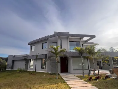Casa de Condomínio com 4 Quartos à venda, 450m² no Serra Azul, 