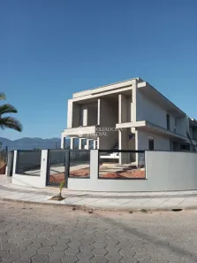 Casa com 3 Quartos à venda, 151m² no São Francisco, Santo Amaro da Imperatriz