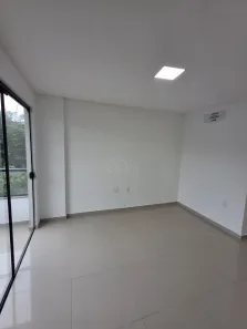 Apartamento com 2 Quartos para alugar, 61m² no Meia Praia, Navegantes