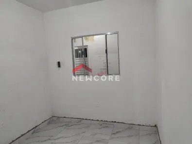 Kitnet à venda, 40m² no Balneario Regina Maria, Mongaguá