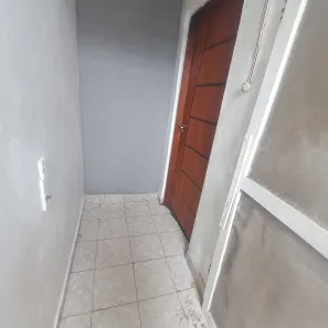 Casa com 1 Quarto para alugar, 50m² no Jardim Tucunduva, Carapicuíba