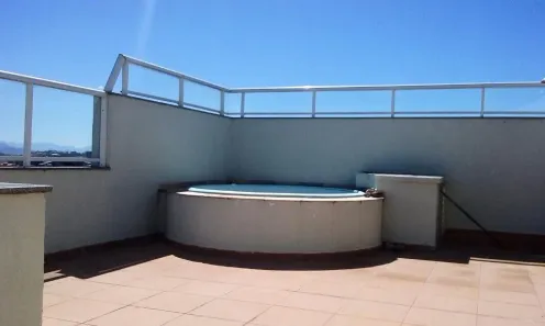 Cobertura com 4 Quartos para alugar, 160m² no Riviera Fluminense, Macaé