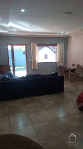 Fazenda / Sítio / Chácara com 3 Quartos para venda ou aluguel, 484m² no Vale Florido, Embu-Guaçu