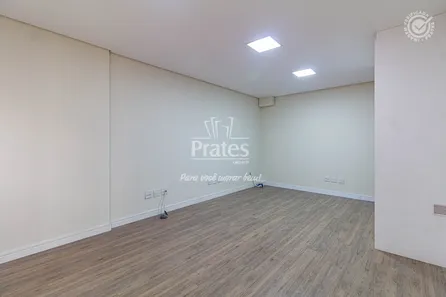 Conjunto Comercial / Sala à venda, 27m² no Centro, Curitiba
