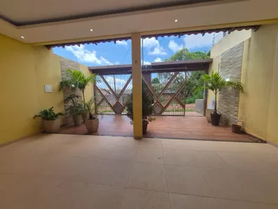 Casa com 3 Quartos para venda ou aluguel, 200m² no Santo André, Santarém