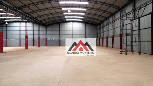 Galpão / Depósito / Armazém à venda, 2200m² no Moreira César, Pindamonhangaba