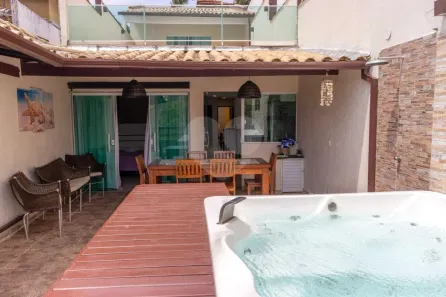 Casa com 3 Quartos para venda ou aluguel, 110m² no Albatroz, Armação dos Búzios