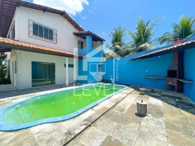 Fazenda / Sítio / Chácara com 3 Quartos para venda ou aluguel, 140m² no , Aquiraz