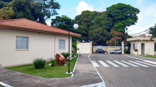 Apartamento com 2 Quartos para alugar, 45m² no Santana, Pindamonhangaba