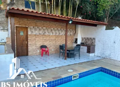 Fazenda / Sítio / Chácara com 2 Quartos à venda, 1770m² no Chácara Farani, Barra do Piraí