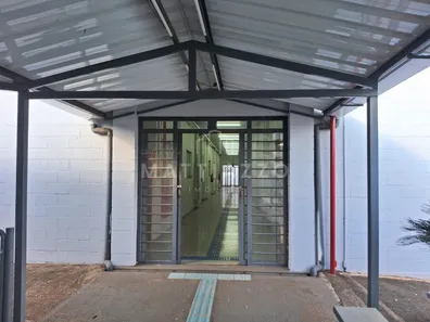 Prédio Inteiro para alugar, 835m² no Jardim Maria Bruschi Modeneis, Limeira