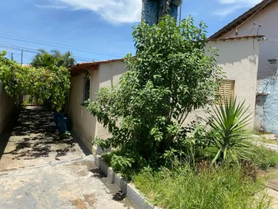 Casa com 3 Quartos à venda, 200m² no Setor Jardim Imperial, Trindade