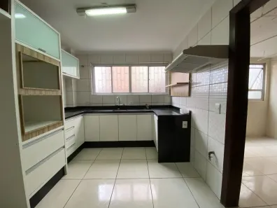 Apartamento com 3 Quartos para alugar, 125m² no Ahú, Curitiba