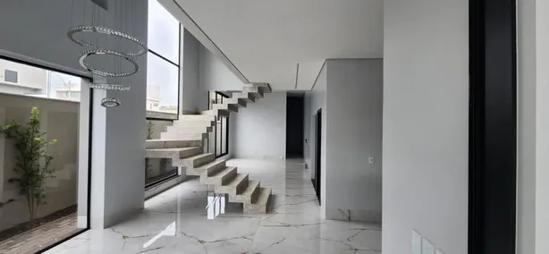 Sobrado com 4 Quartos à venda, 320m² no Condomínio Vale das Araras, Rio Verde