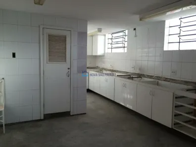 Galpão / Depósito / Armazém à venda, 682m² no Bosque da Saúde, São Paulo