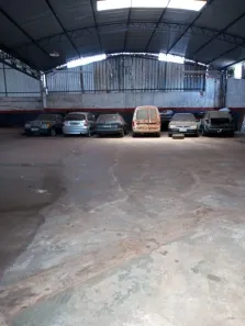 Galpão / Depósito / Armazém à venda, 1700m² no Mercês, Uberaba