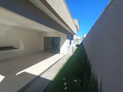 Casa com 3 Quartos à venda, 190m² no Setor Cristina II Expansão, Trindade
