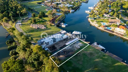 Terreno / Lote / Condomínio à venda, 742m² no Bracuí (Cunhambebe), Angra dos Reis