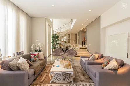Casa de Condomínio com 4 Quartos à venda, 702m² no Uberaba, Curitiba