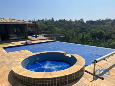 Fazenda / Sítio / Chácara com 5 Quartos à venda, 2700m² no , Mairinque