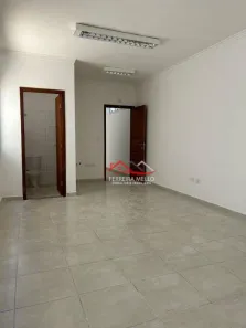 Conjunto Comercial / Sala para alugar, 28m² no Região Central, Caieiras