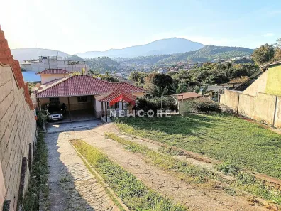 Casa com 3 Quartos à venda, 690m² no Caeté, Caeté