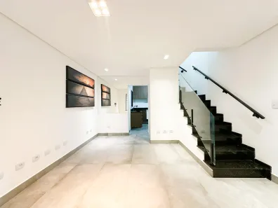 Casa de Condomínio com 2 Quartos para alugar, 100m² no Vila Guilhermina, São Paulo
