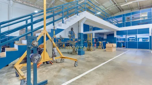 Galpão / Depósito / Armazém à venda, 725m² no Iná, São José dos Pinhais