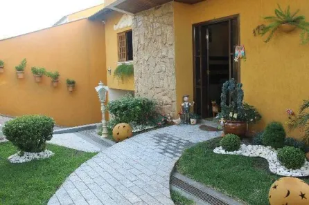 Sobrado com 3 Quartos à venda, 300m² no Brasília, Ibiporã