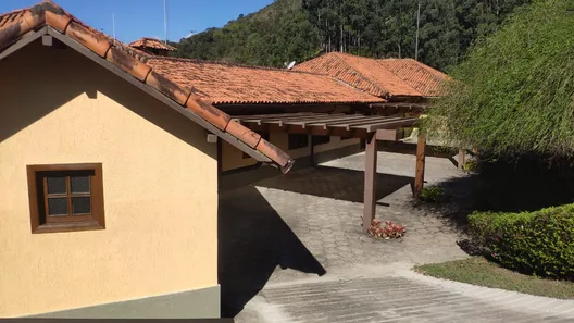 Casa de Condomínio com 6 Quartos à venda, 475m² no , Areal