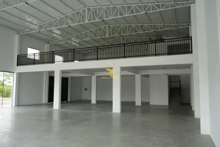 Galpão / Depósito / Armazém para alugar, 582m² no Santa Regina, Camboriú