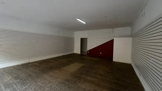 Conjunto Comercial / Sala para alugar, 95m² no Centro, Salto