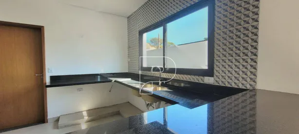 Casa de Condomínio com 3 Quartos à venda, 253m² no Estação, São Roque