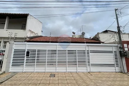 Casa com 2 Quartos à venda, 180m² no Grageru, Aracaju