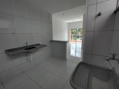 Apartamento com 3 Quartos para alugar, 63m² no Curicaca, Caucaia