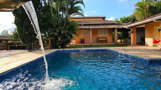 Fazenda / Sítio / Chácara com 4 Quartos à venda, 245m² no Jardim Colina do Sol, Bom Jesus dos Perdões