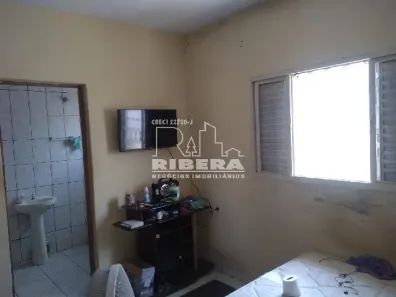 Casa com 2 Quartos à venda, 100m² no Jardim Santa Helena, Salto de Pirapora