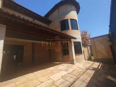 Sobrado com 5 Quartos para alugar, 390m² no Saudade, Araçatuba