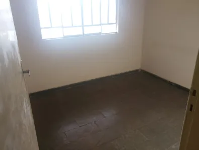 Casa com 4 Quartos à venda, 90m² no Centro, Florestal