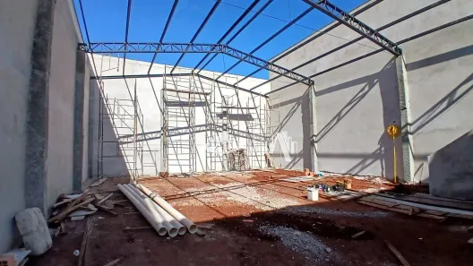 Galpão / Depósito / Armazém para alugar, 240m² no Chácara Manella, Cambé