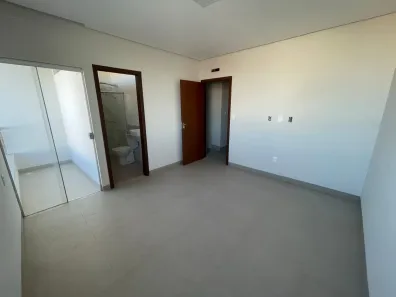 Sobrado com 3 Quartos à venda, 150m² no Jatobá, Petrolina