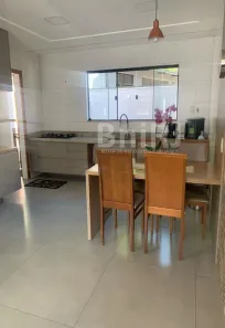 Casa de Condomínio com 4 Quartos à venda, 260m² no Parque do Imbui, Teresópolis