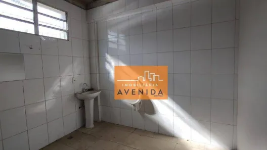 Galpão / Depósito / Armazém à venda, 250m² no Jardim São Pedro, Hortolândia