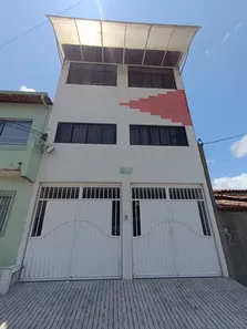 Sobrado com 4 Quartos à venda, 234m² no Jardim Acácia, Feira de Santana