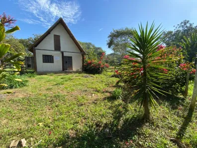Fazenda / Sítio / Chácara com 2 Quartos à venda, 1300m² no Lago Azul, Barra do Piraí