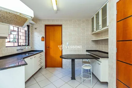 Apartamento com 4 Quartos para alugar, 207m² no Bigorrilho, Curitiba