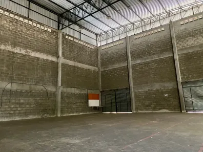 Galpão / Depósito / Armazém para alugar, 400m² no Novo Aleixo, Manaus