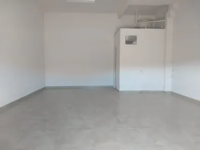 Loja / Salão / Ponto Comercial para alugar, 50m² no Parque Residencial Joaquim Toledo Piza, Londrina
